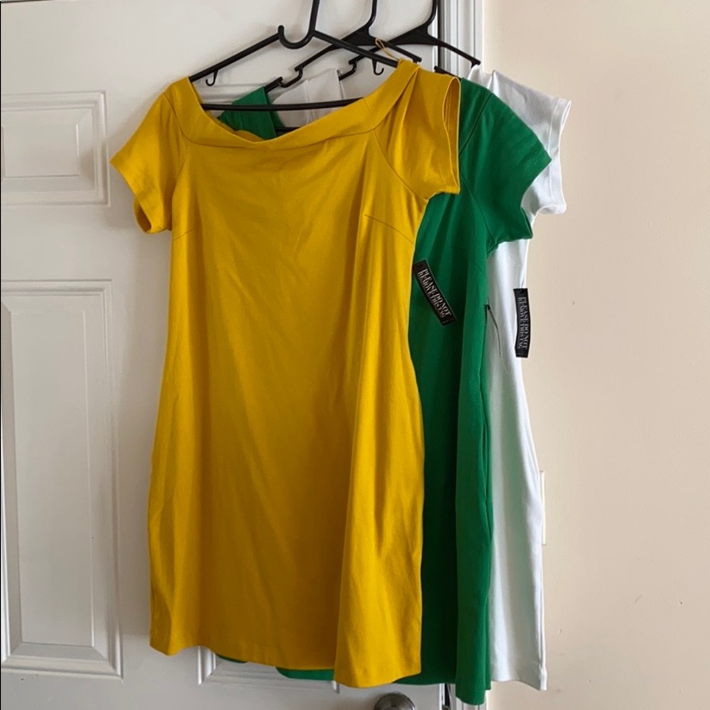 Women’s off the sleeve dresses